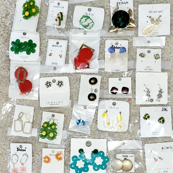 Accessories - Picture 7 of 7